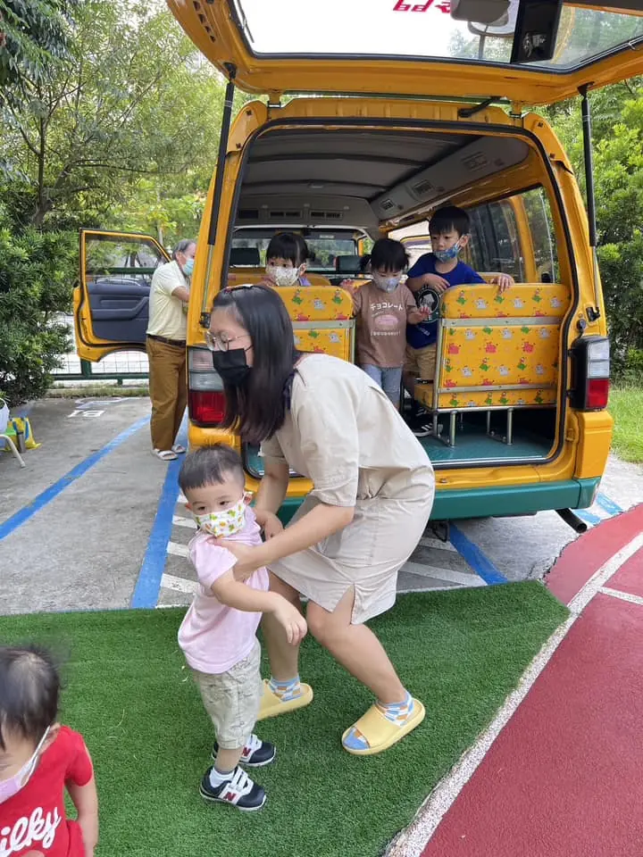 幼童車逃生演練